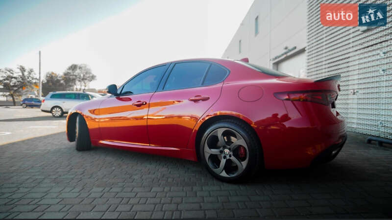 Седан Alfa Romeo Giulia 2016 в Львове фото 7 Седан Alfa Romeo Giulia 2016 в Львове