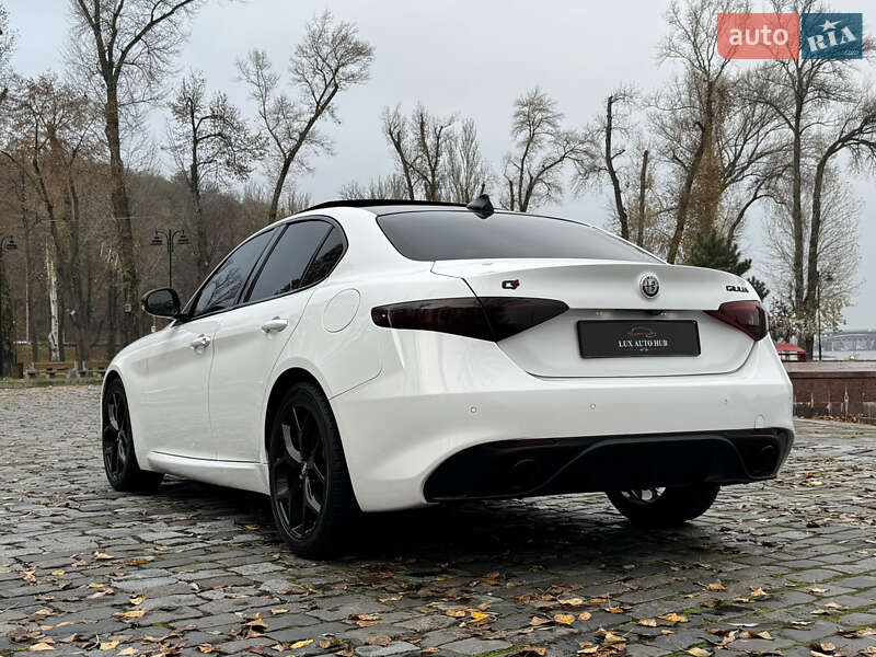 Седан Alfa Romeo Giulia 2020 в Києві