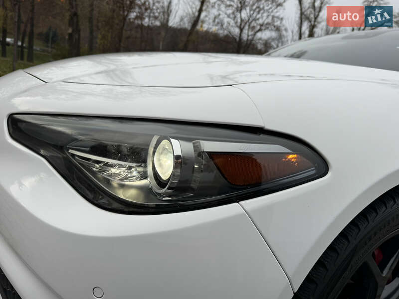 Седан Alfa Romeo Giulia 2020 в Києві