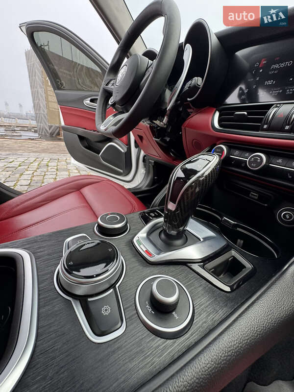 Седан Alfa Romeo Giulia 2020 в Києві