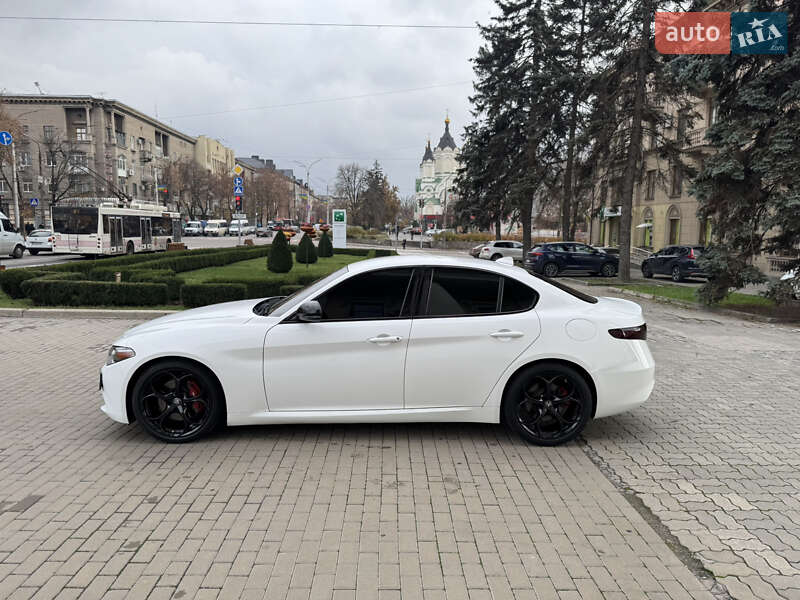 Седан Alfa Romeo Giulia 2020 в Запорожье
