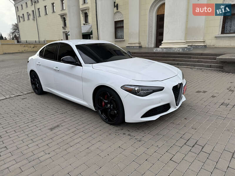Седан Alfa Romeo Giulia 2020 в Запорожье