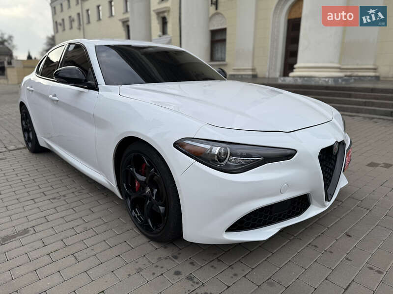 Седан Alfa Romeo Giulia 2020 в Запорожье