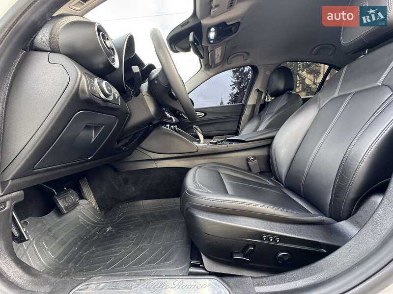 Седан Alfa Romeo Giulia 2020 в Запорожье