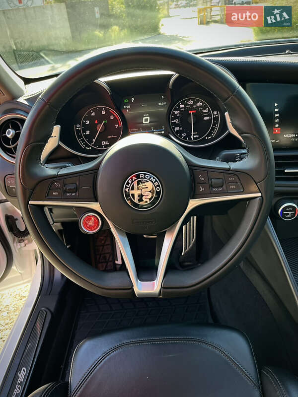 Седан Alfa Romeo Giulia 2019 в Києві