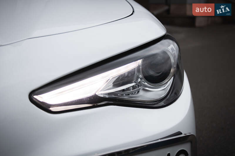 Седан Alfa Romeo Giulia 2019 в Киеве фото 42 Седан Alfa Romeo Giulia 2019 в Киеве