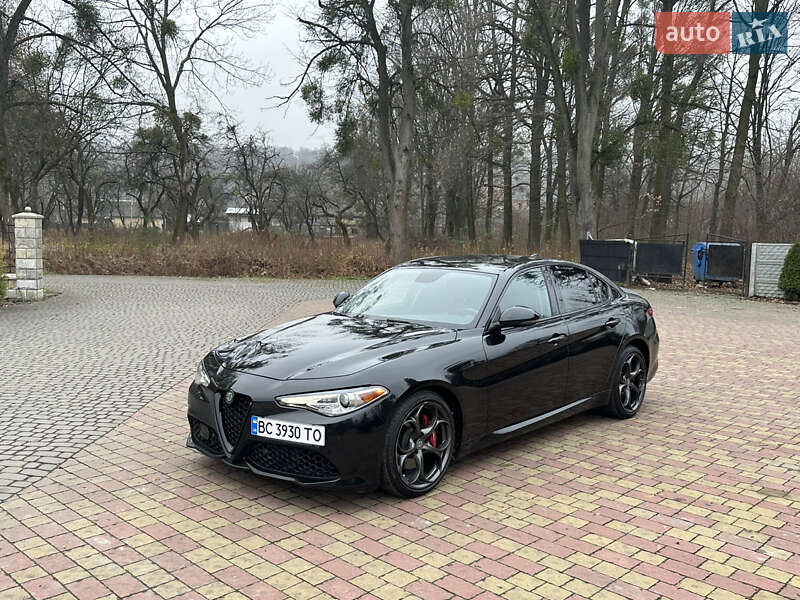 Седан Alfa Romeo Giulia 2017 в Львові фото 8 Седан Alfa Romeo Giulia 2017 в Львові