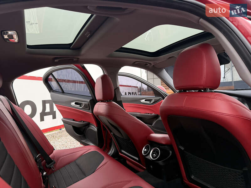 Седан Alfa Romeo Giulia 2017 в Переяславе фото 22 Седан Alfa Romeo Giulia 2017 в Переяславе