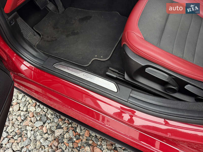 Седан Alfa Romeo Giulia 2017 в Переяславе фото 37 Седан Alfa Romeo Giulia 2017 в Переяславе