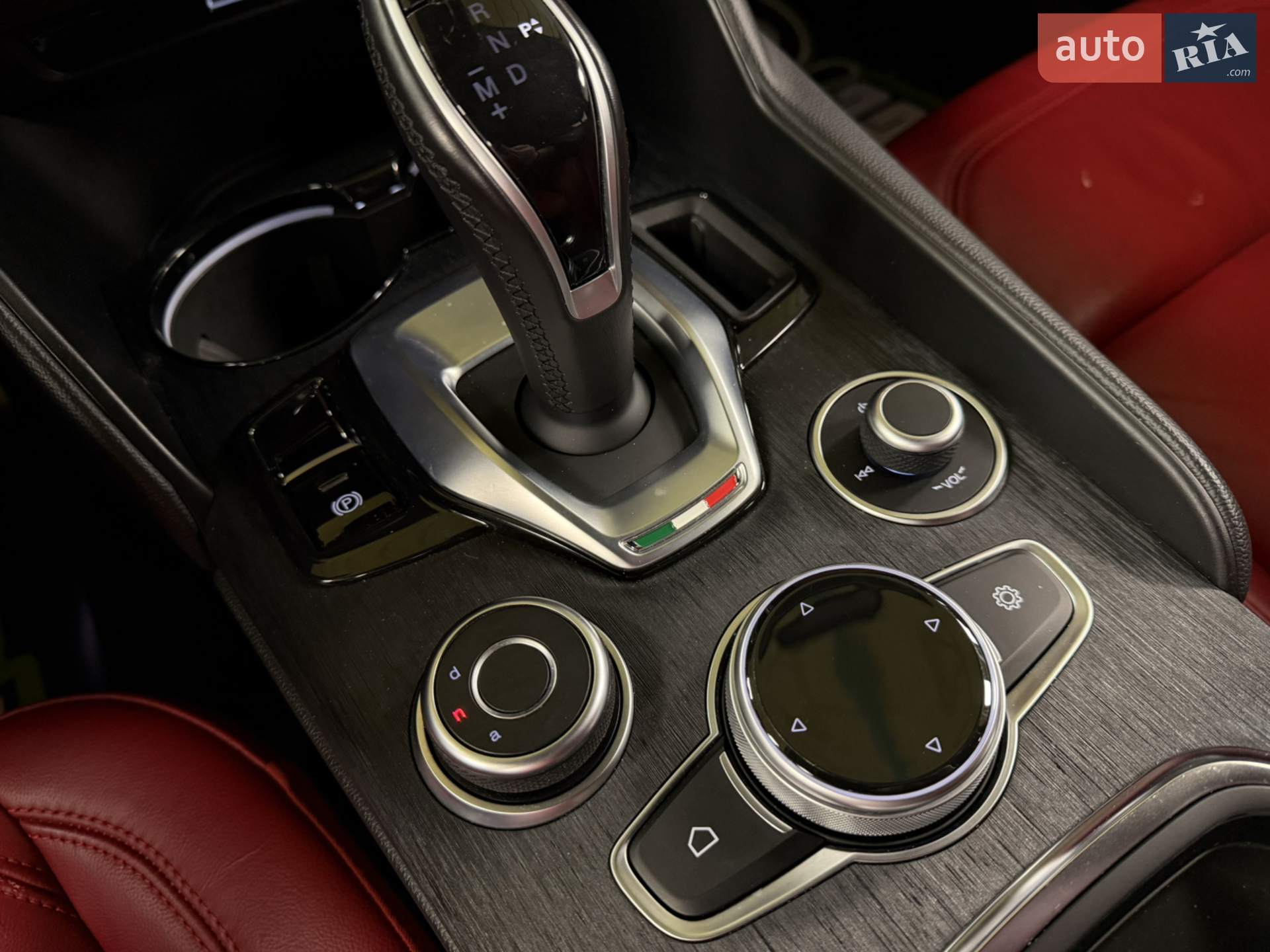 2020 Alfa Romeo Giulia - мініатюра 18