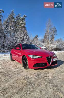 Седан Alfa Romeo Giulia 2020 в Киеве