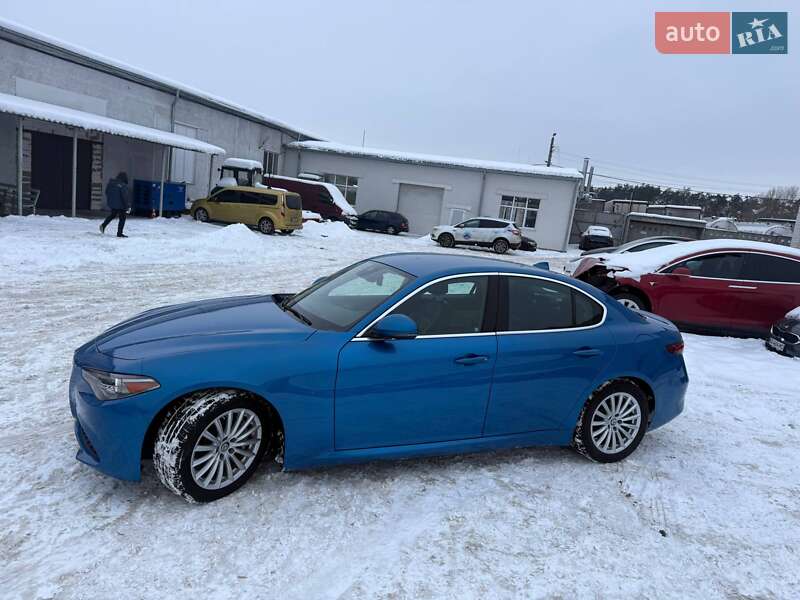 Седан Alfa Romeo Giulia 2020 в Буче