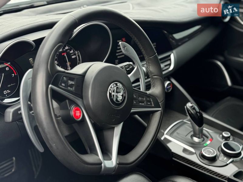 Седан Alfa Romeo Giulia 2019 в Киеве