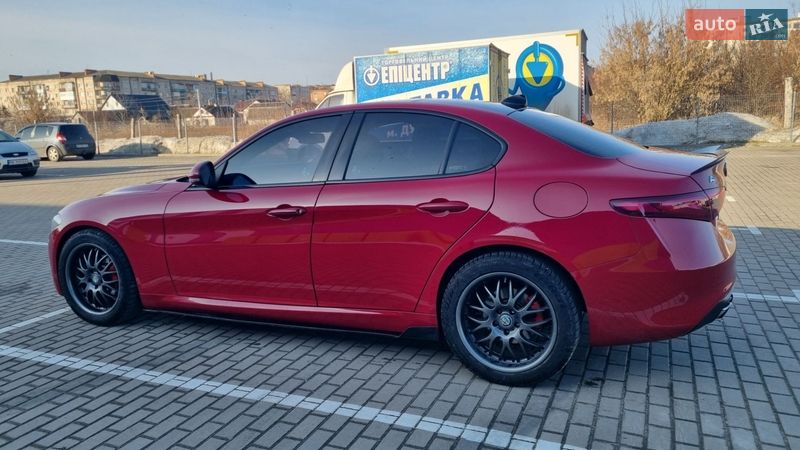 Седан Alfa Romeo Giulia 2017 в Дубно