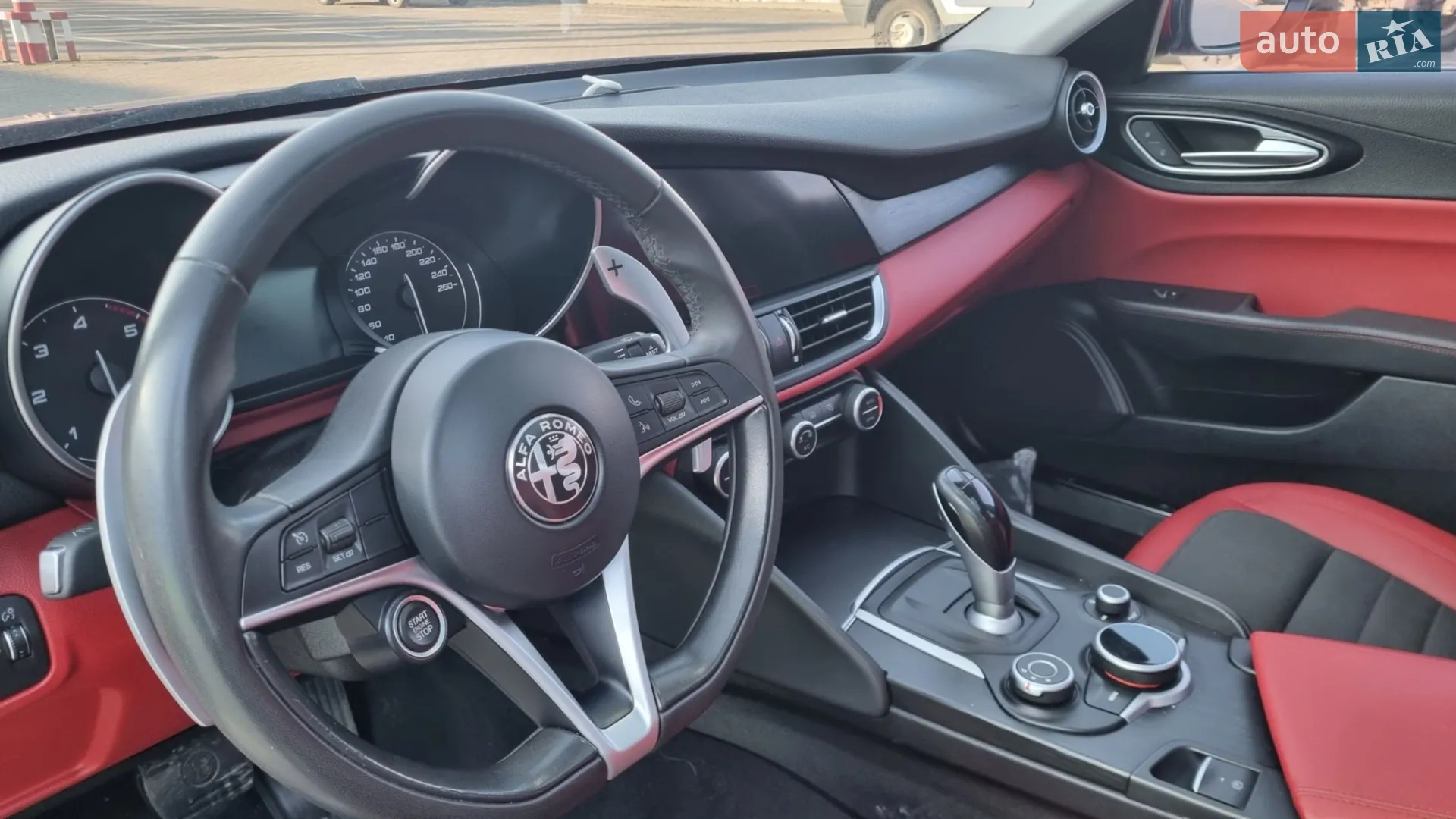 2017 Alfa Romeo Giulia - мініатюра 22