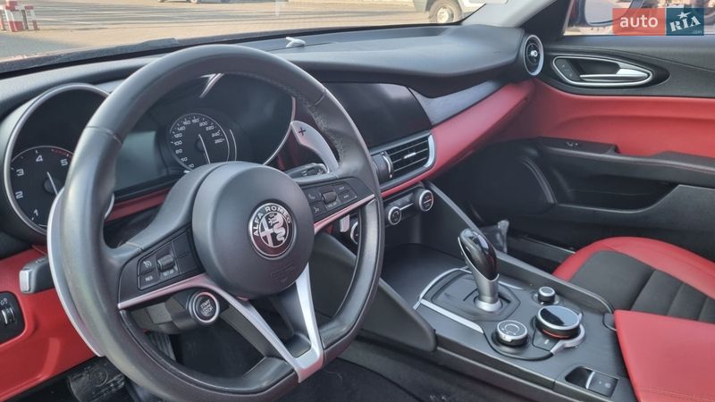 Седан Alfa Romeo Giulia 2017 в Дубно