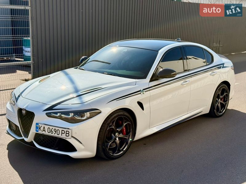 Седан Alfa Romeo Giulia 2018 в Киеве