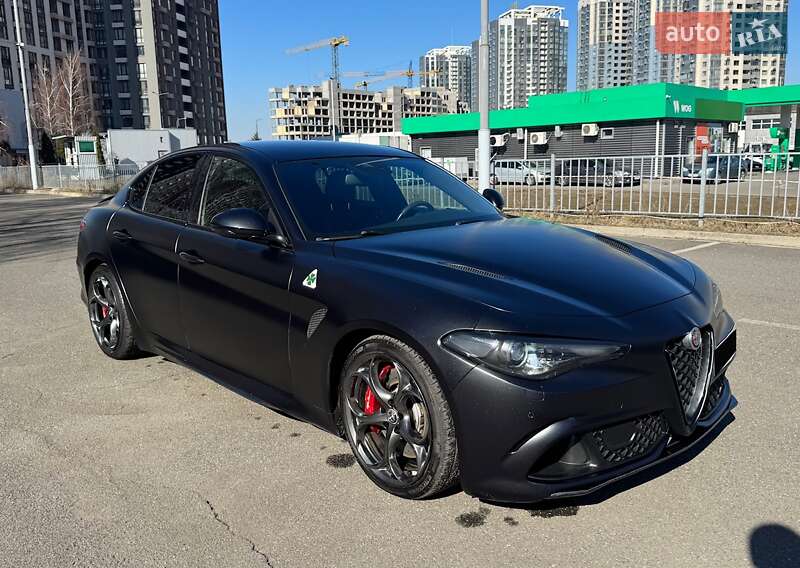 Седан Alfa Romeo Giulia 2017 в Киеве