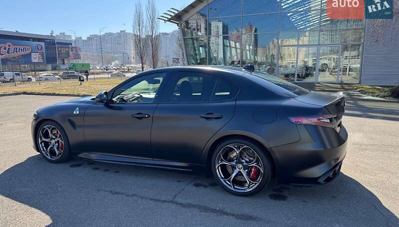 Седан Alfa Romeo Giulia 2017 в Киеве