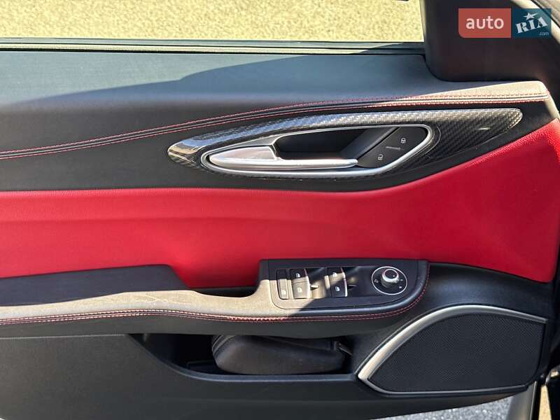 Седан Alfa Romeo Giulia 2017 в Киеве