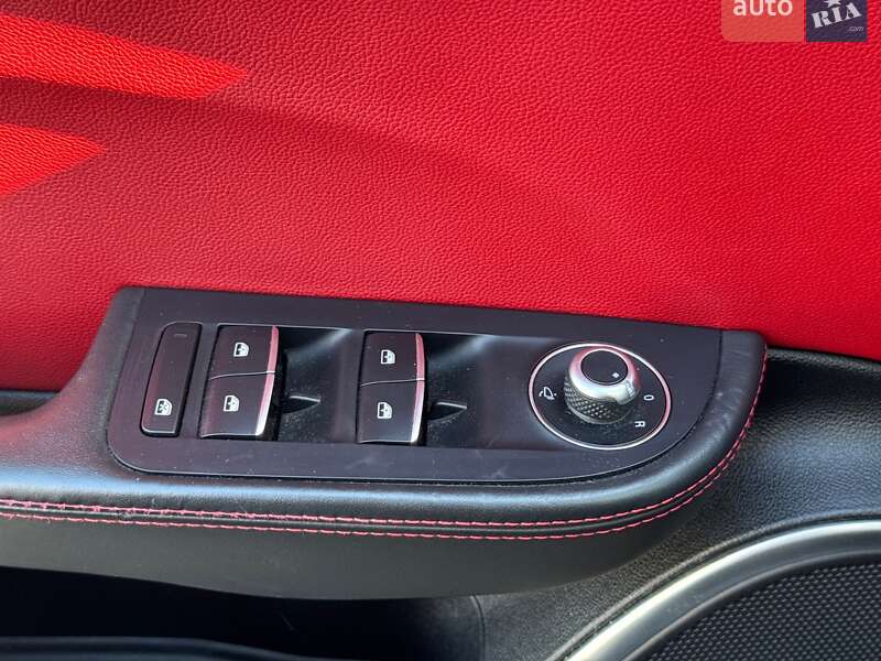 Седан Alfa Romeo Giulia 2017 в Киеве