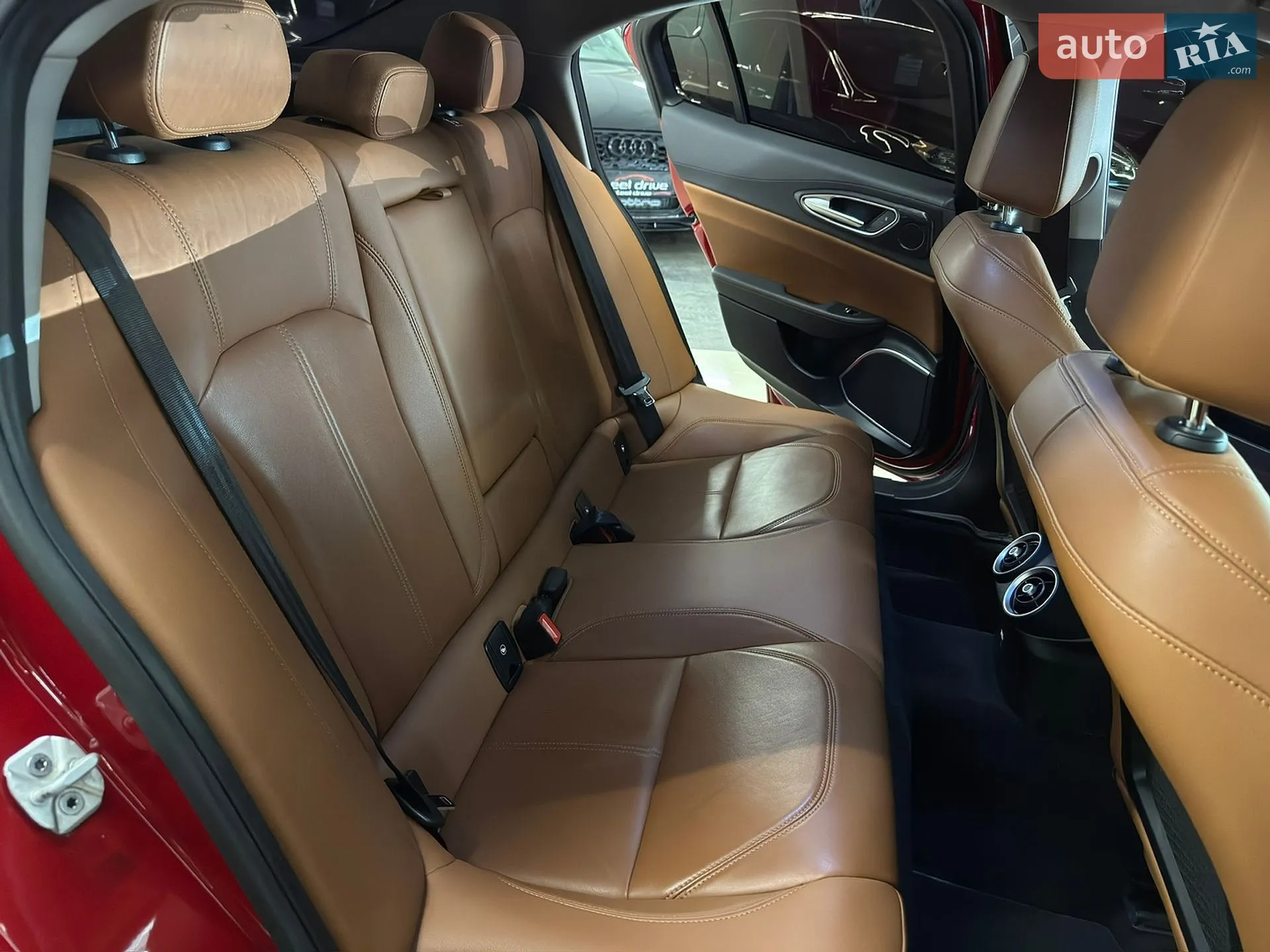 2018 Alfa Romeo Giulia - мініатюра 23