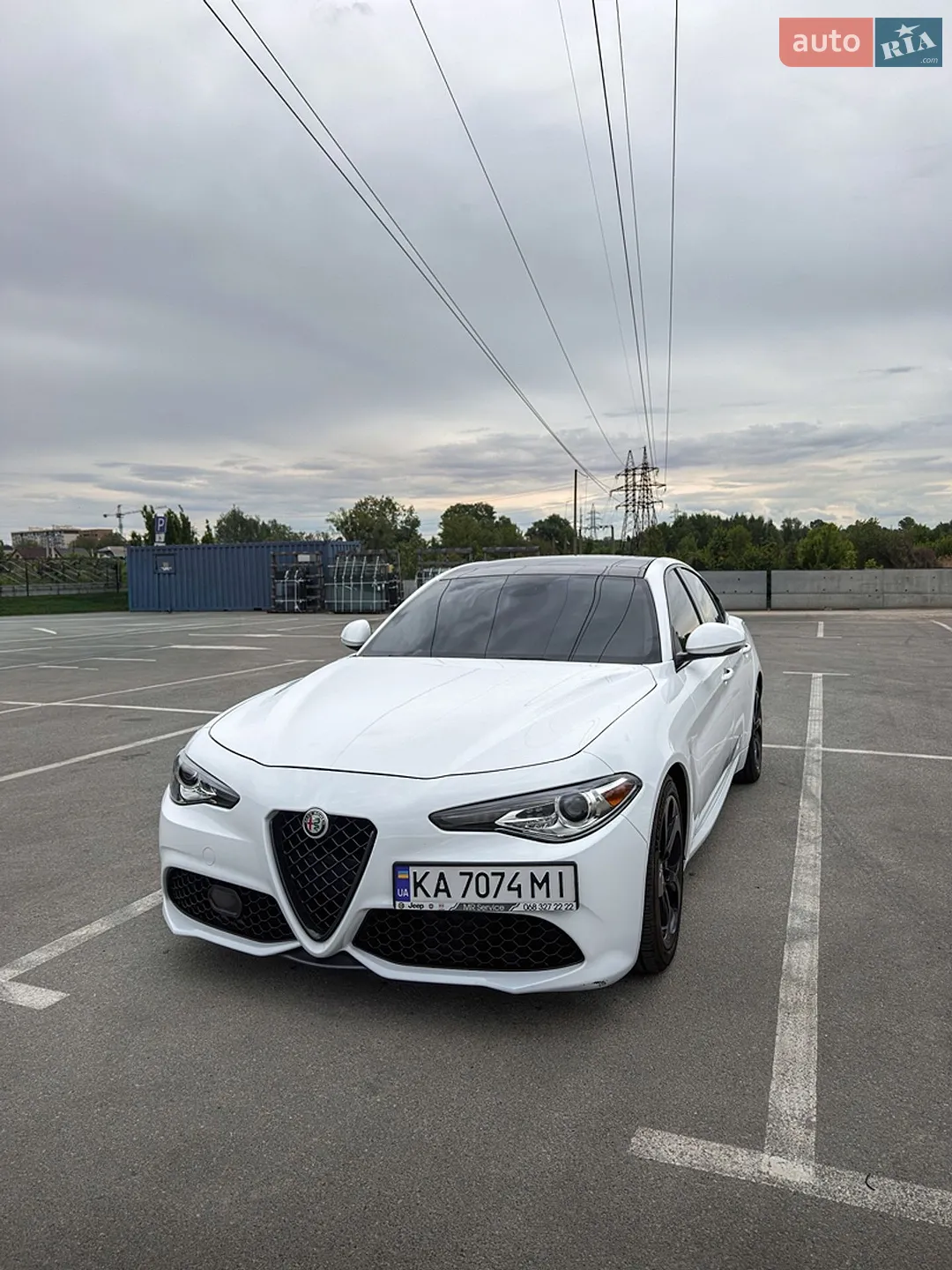 2017 Alfa Romeo Giulia - мініатюра 3