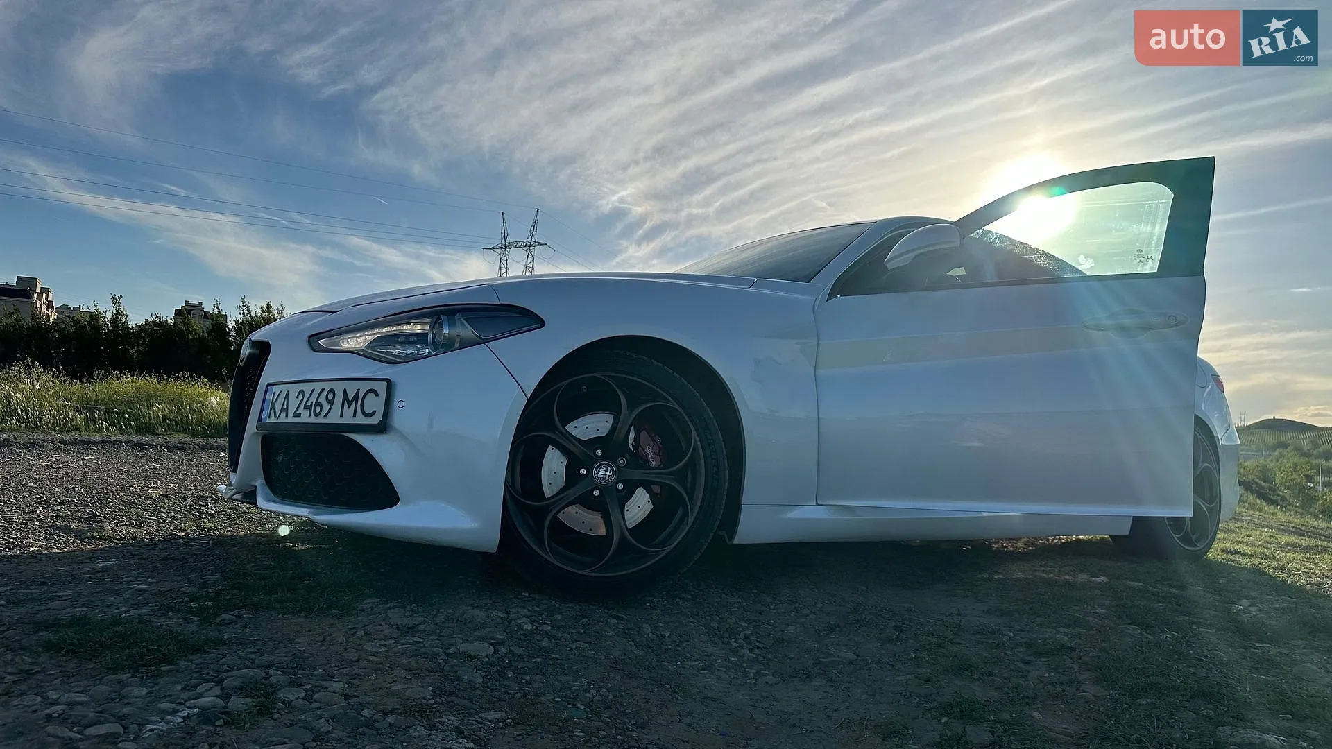 2017 Alfa Romeo Giulia - мініатюра 6