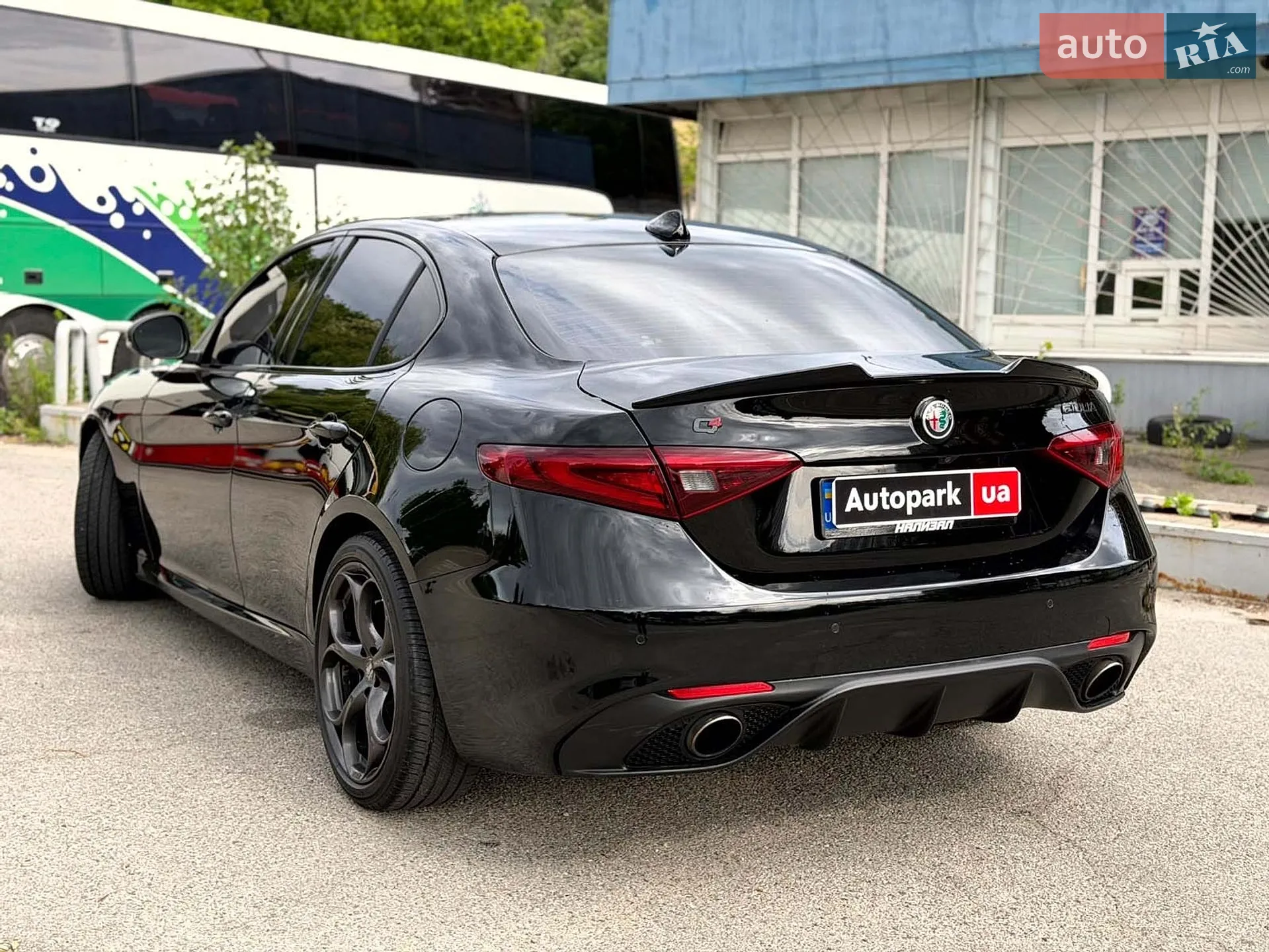 2018 Alfa Romeo Giulia - мініатюра 9