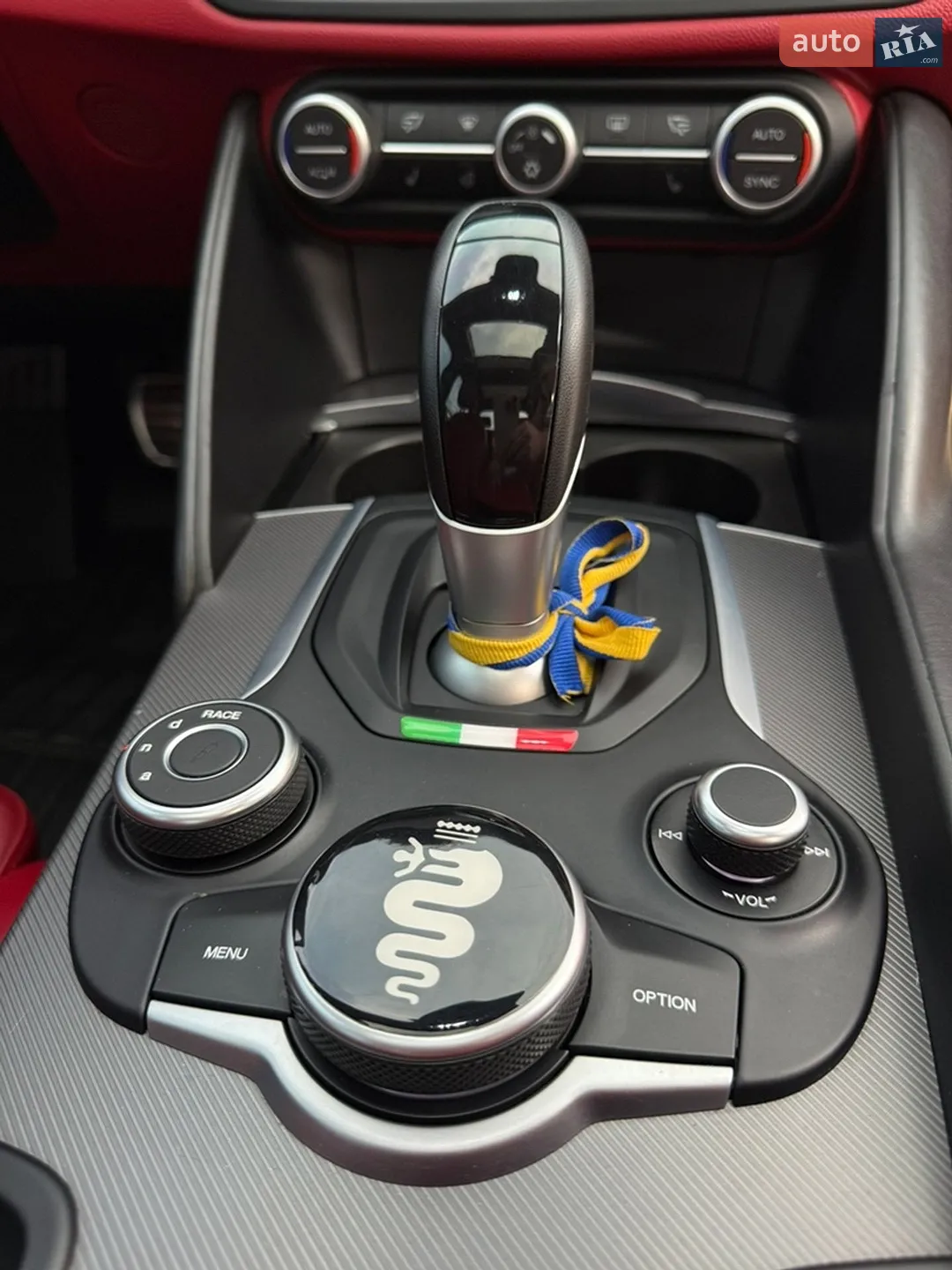 2017 Alfa Romeo Giulia - мініатюра 24