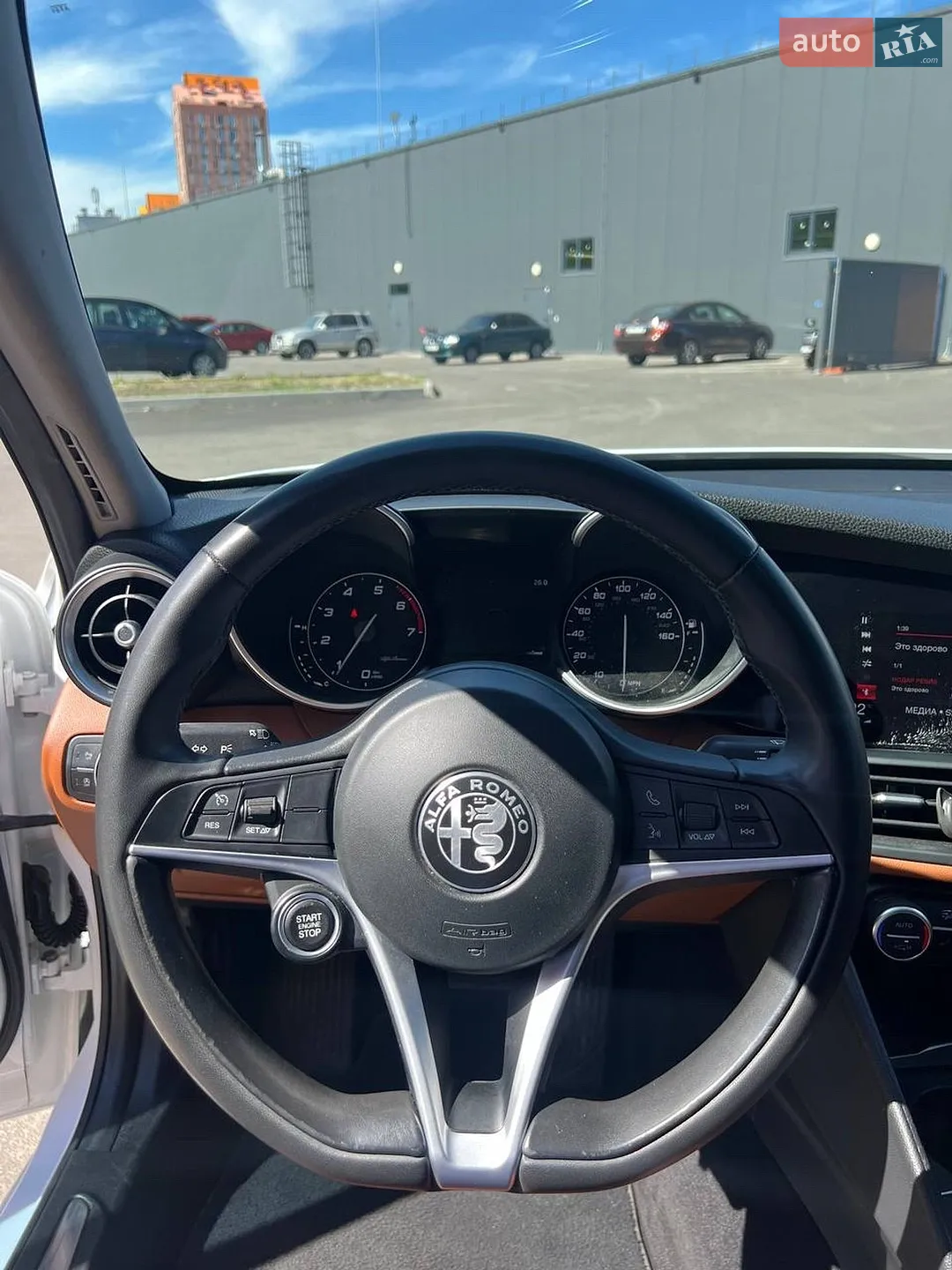 2017 Alfa Romeo Giulia - мініатюра 7