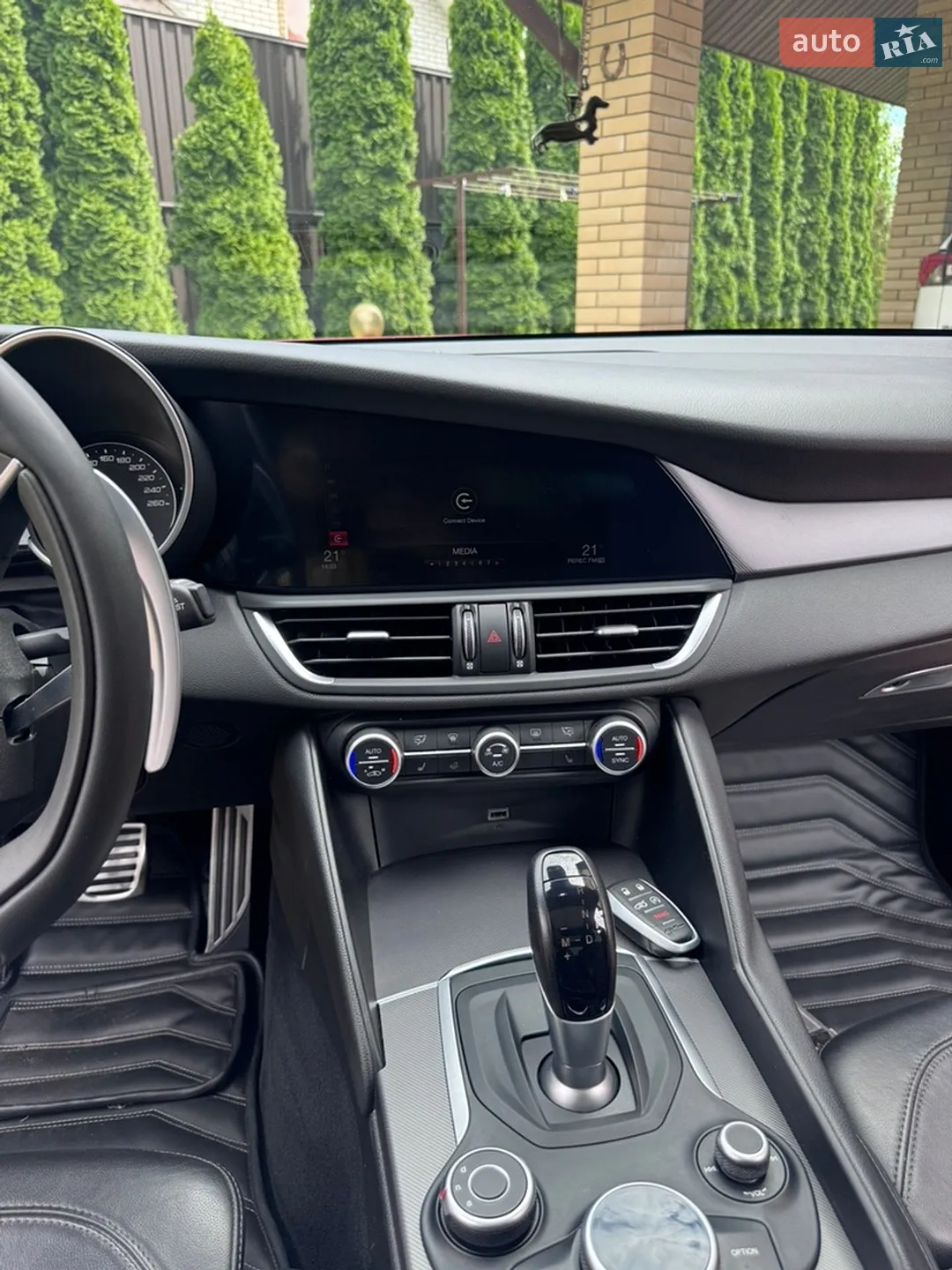 2019 Alfa Romeo Giulia - мініатюра 28
