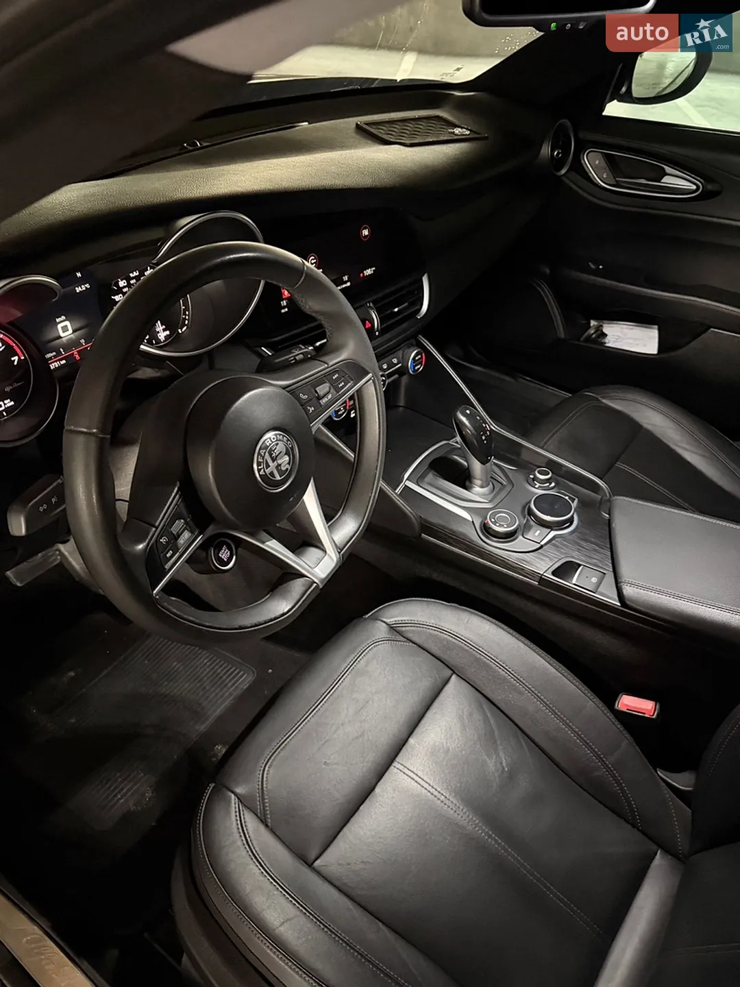2017 Alfa Romeo Giulia - мініатюра 22