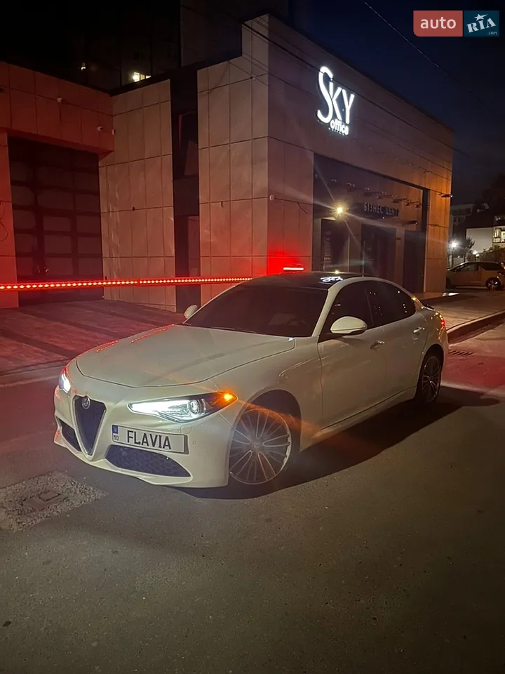 2019 Alfa Romeo Giulia - мініатюра 25