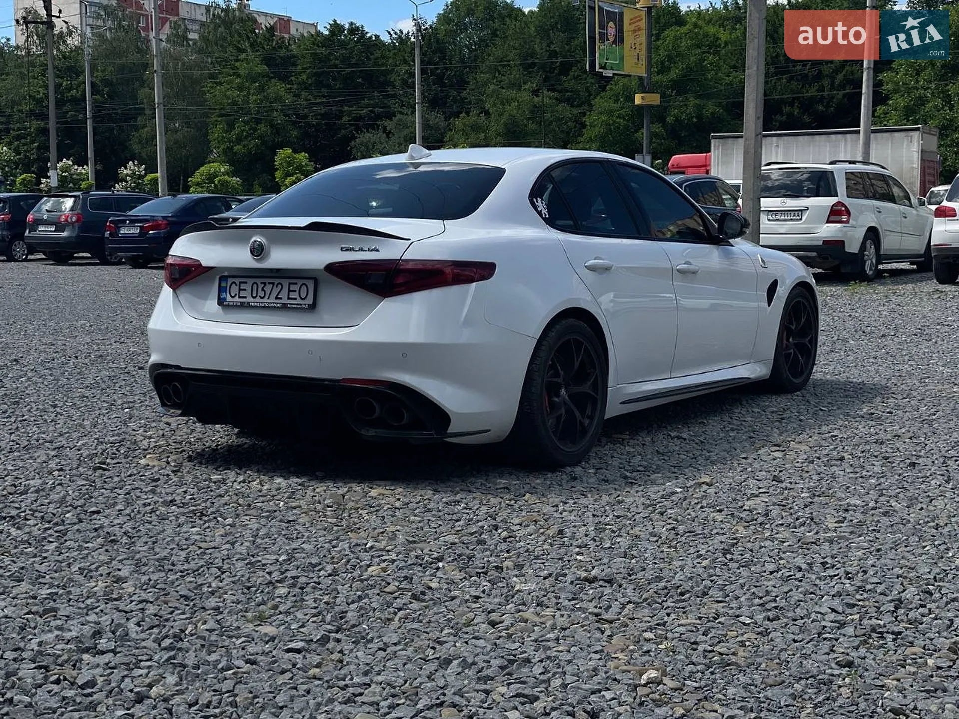 2017 Alfa Romeo Giulia - мініатюра 4