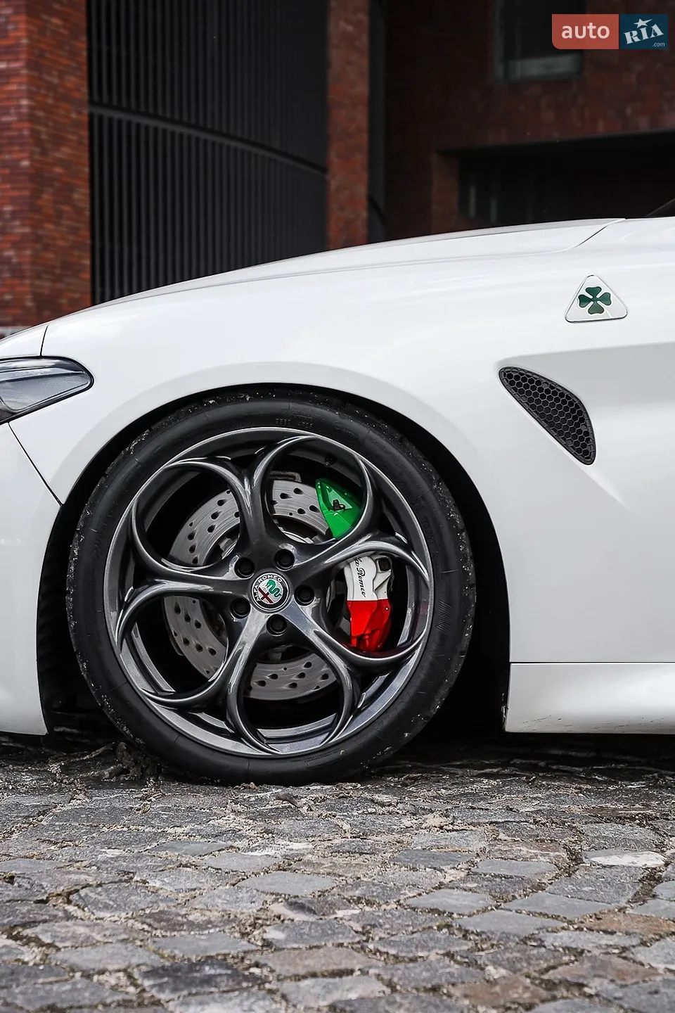 2016 Alfa Romeo Giulia - мініатюра 44
