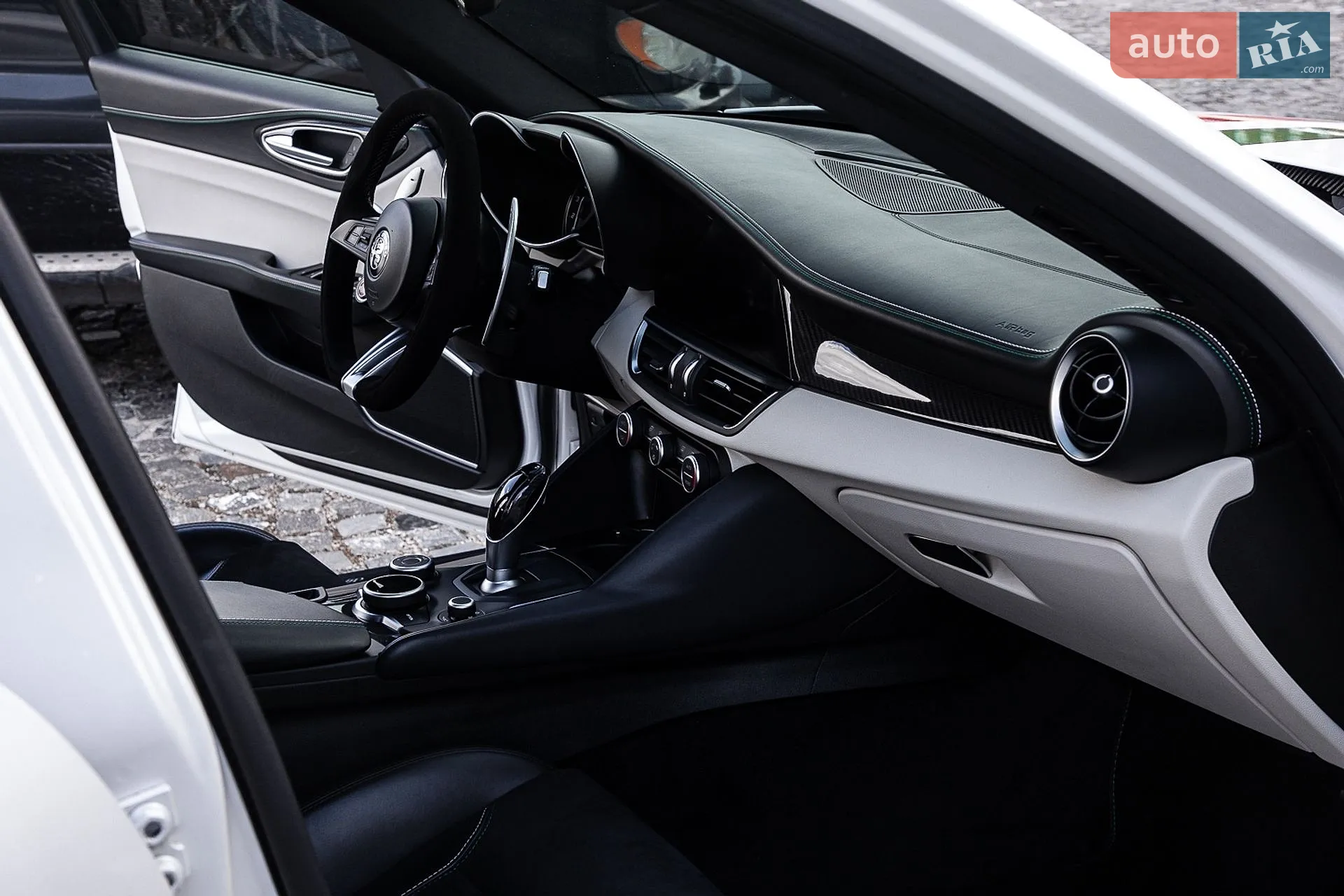 2016 Alfa Romeo Giulia - мініатюра 53