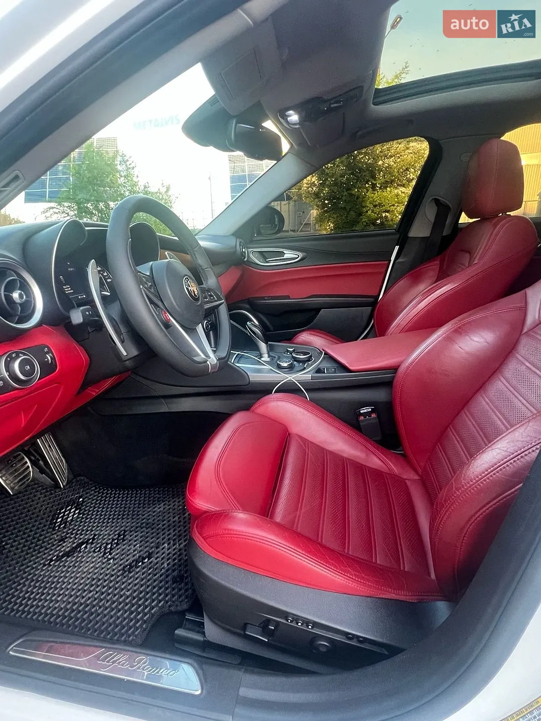 2018 Alfa Romeo Giulia - мініатюра 14