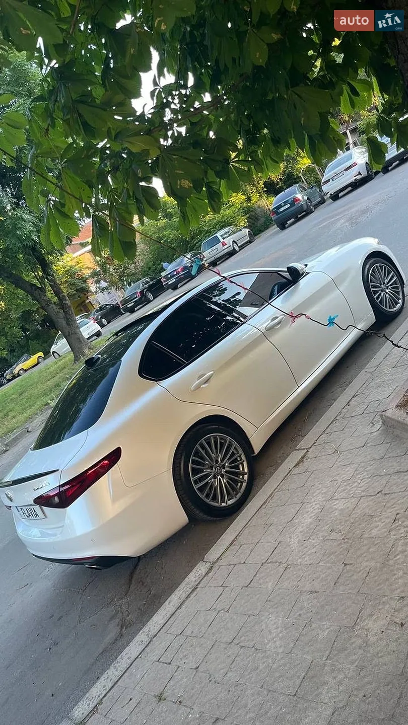 2018 Alfa Romeo Giulia - мініатюра 6
