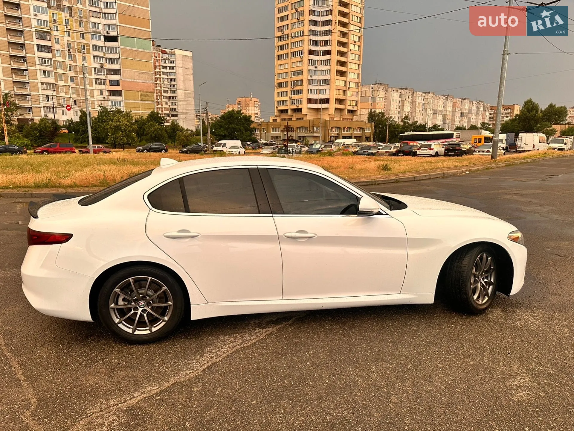 2017 Alfa Romeo Giulia - мініатюра 4