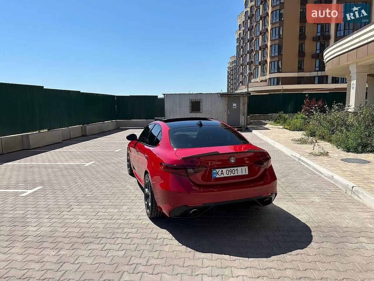 2018 Alfa Romeo Giulia - мініатюра 6