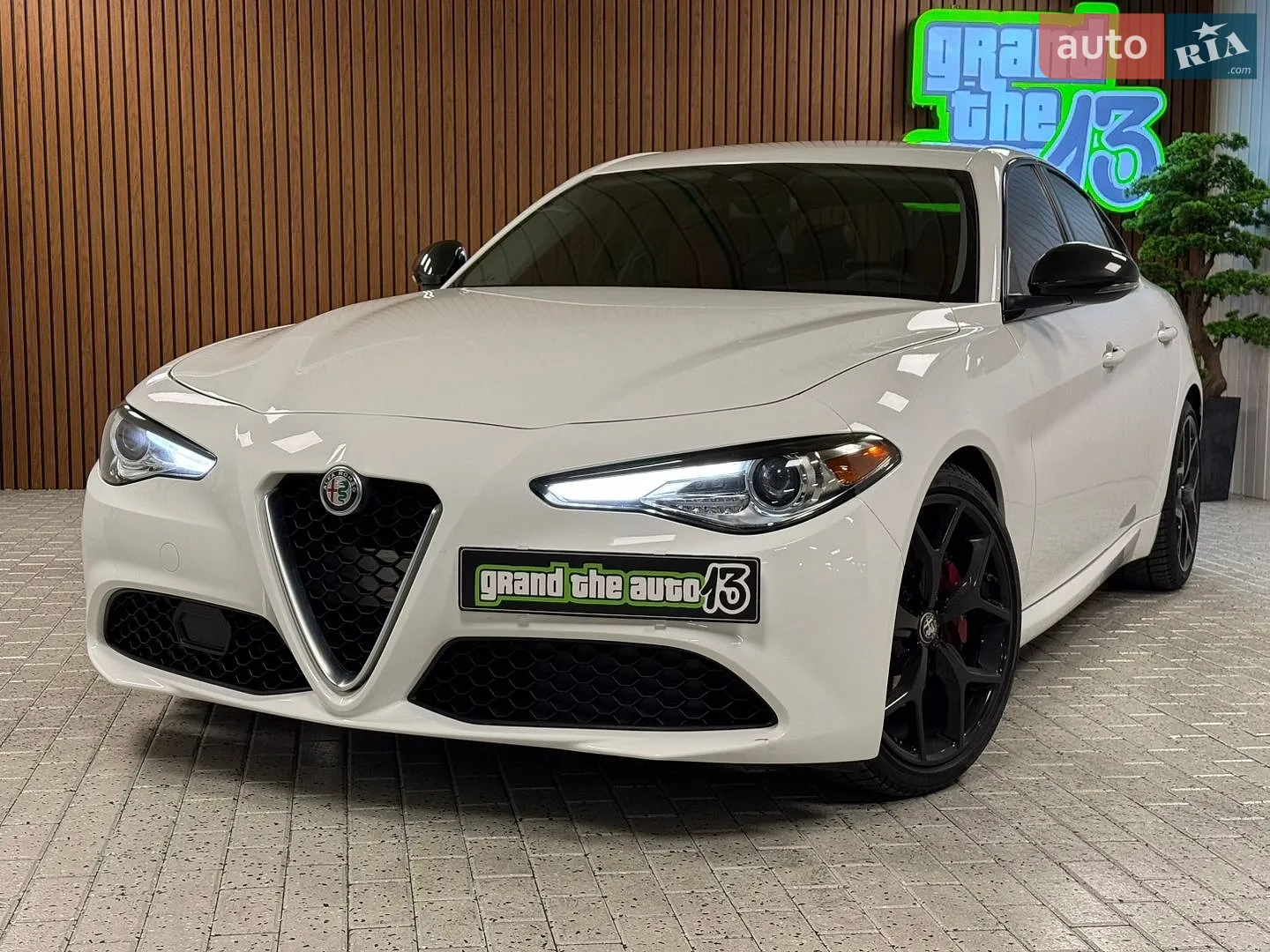 2020 Alfa Romeo Giulia - мініатюра 6