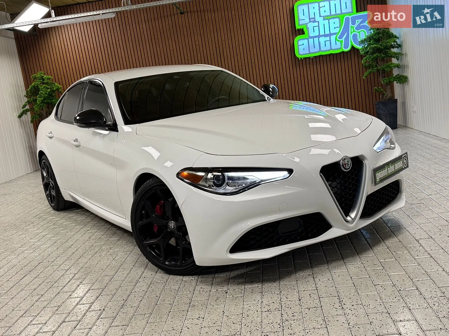 2020 Alfa Romeo Giulia - мініатюра 9