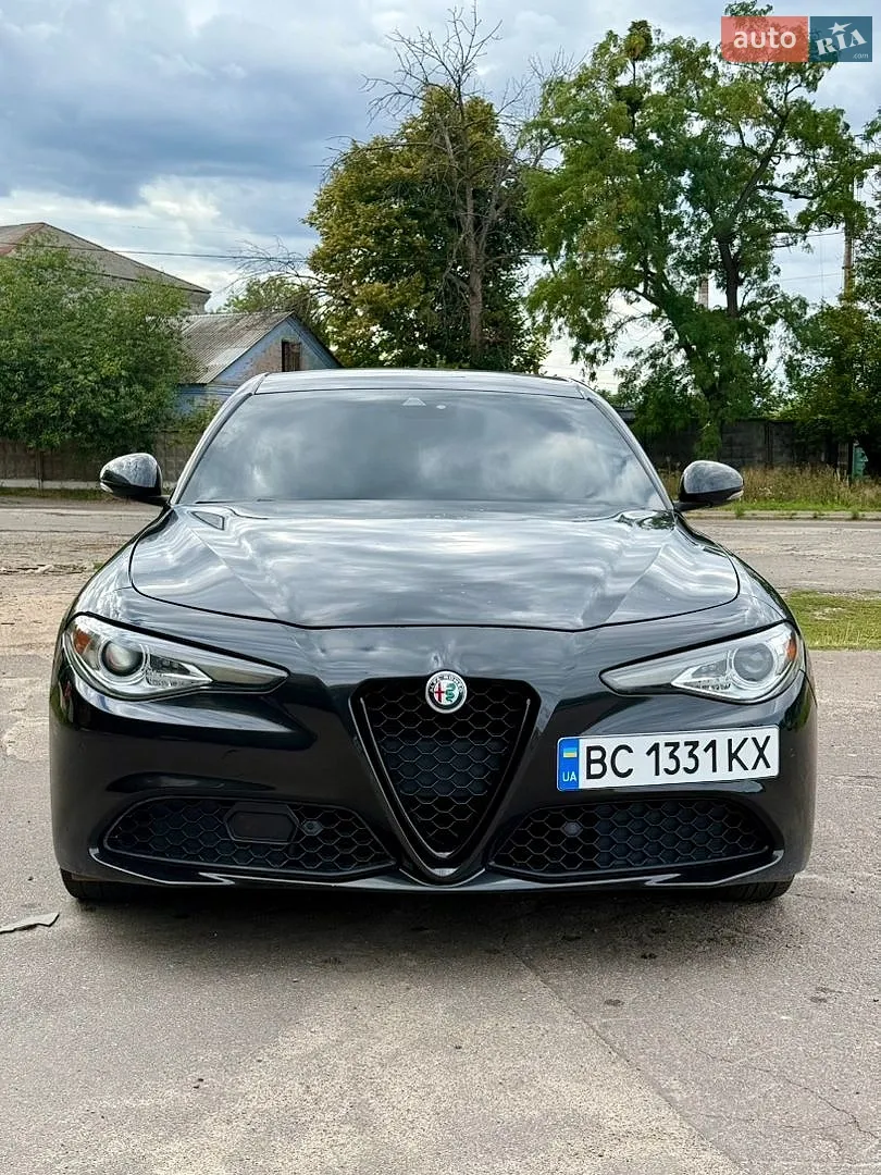 2016 Alfa Romeo Giulia - мініатюра 8