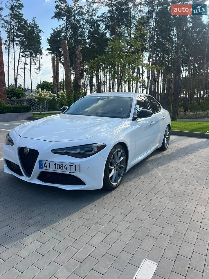 2019 Alfa Romeo Giulia - мініатюра 22