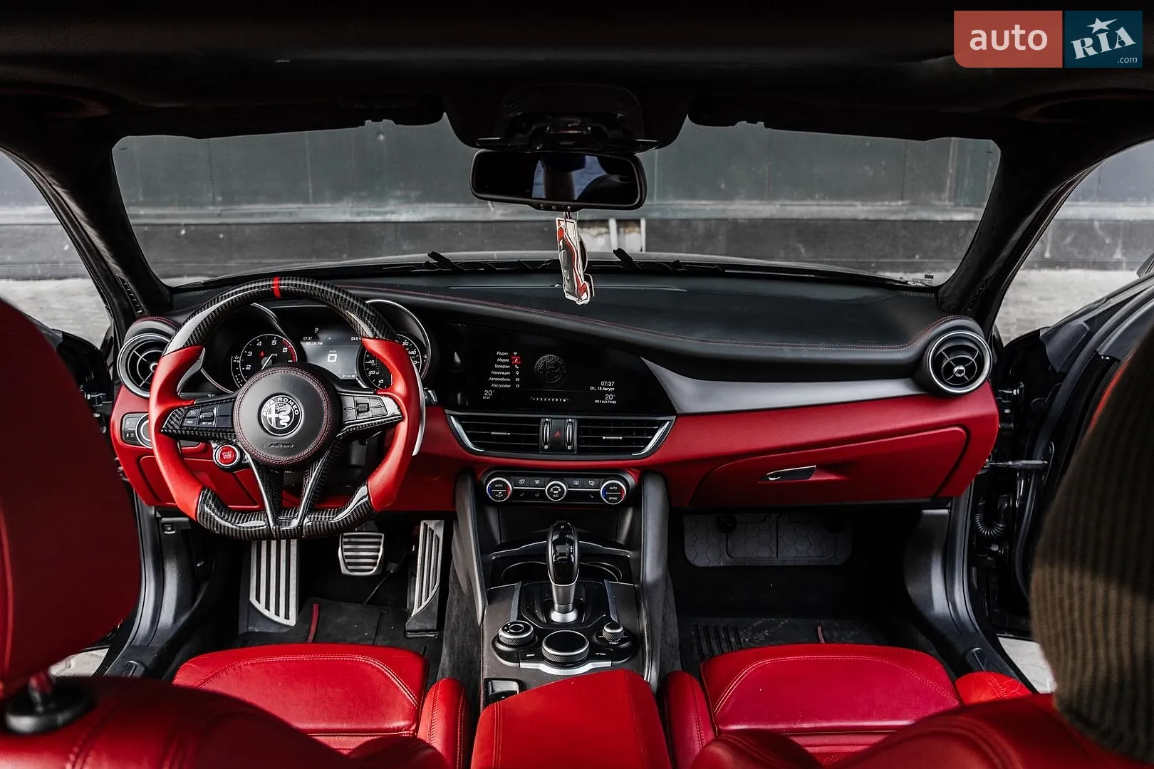 2017 Alfa Romeo Giulia - мініатюра 35