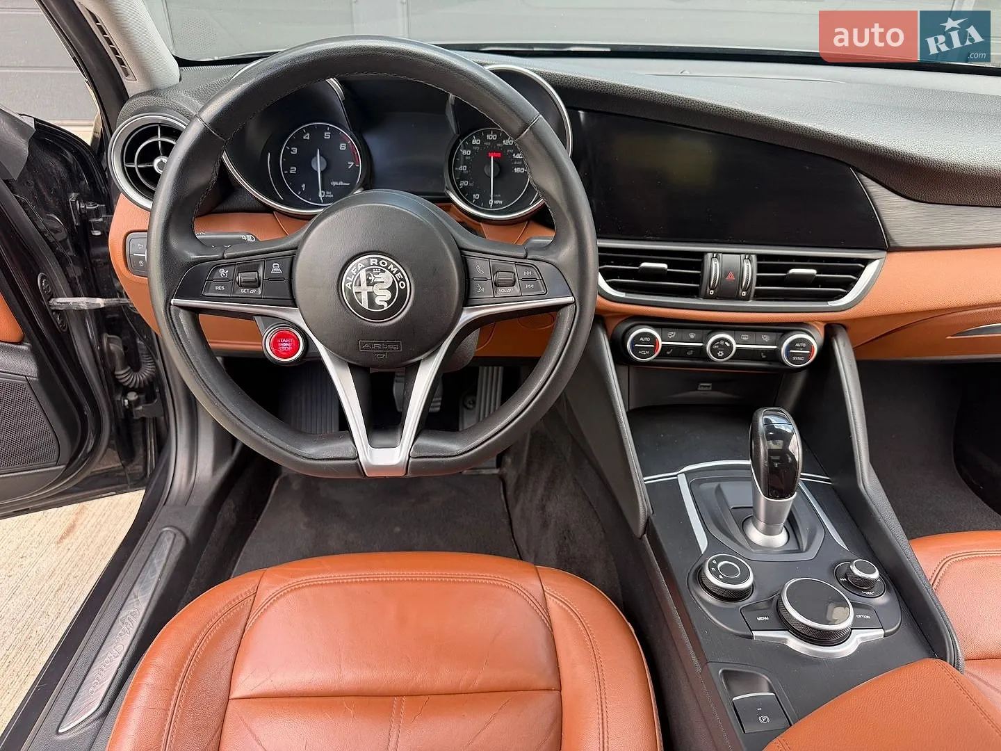 2017 Alfa Romeo Giulia - мініатюра 35