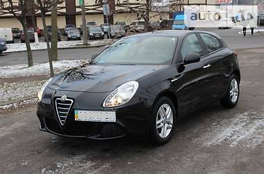 Хэтчбек Alfa Romeo Giulietta 2013 в Киеве