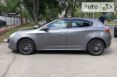 Хэтчбек Alfa Romeo Giulietta 2012 в Николаеве