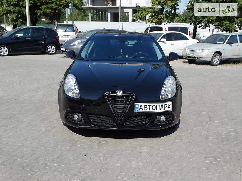 Хетчбек Alfa Romeo Giulietta 2012 в Дніпрі